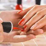 COMMENT GARDER SON VERNIS PLUS LONGTEMPS ?
